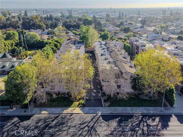 Detail Gallery Image 27 of 28 For 7904 Topanga Canyon Blvd #3,  Canoga Park,  CA 91304 - 3 Beds | 2/1 Baths