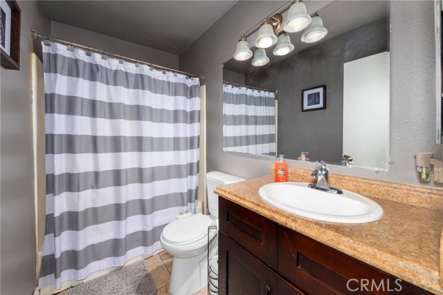 Detail Gallery Image 13 of 23 For 1149 Express Circle, Colton,  CA 92324 - 3 Beds | 2 Baths