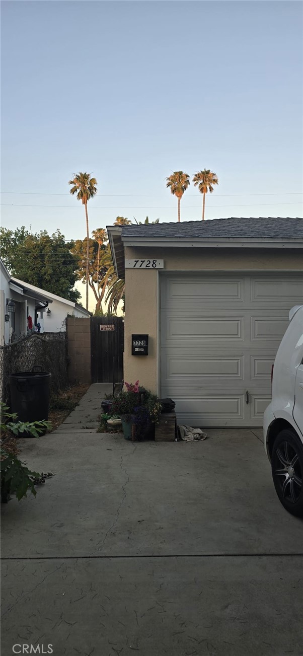 7728 Chimineas Avenue, Reseda CA: https://media.crmls.org/medias/67218181-8274-4643-a1af-927e9b9b5cbf.jpg