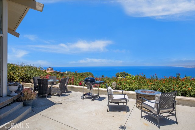 Detail Gallery Image 42 of 44 For 781 via Somonte, Palos Verdes Estates,  CA 90274 - 2 Beds | 3 Baths