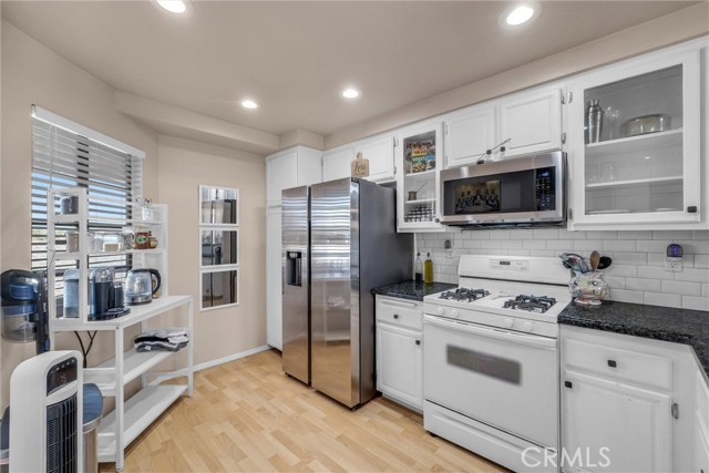 1875 W Falmouth Avenue, Anaheim CA: https://media.crmls.org/medias/6721c1f8-1fbb-42cc-b1ff-6df66ad7d6e0.jpg