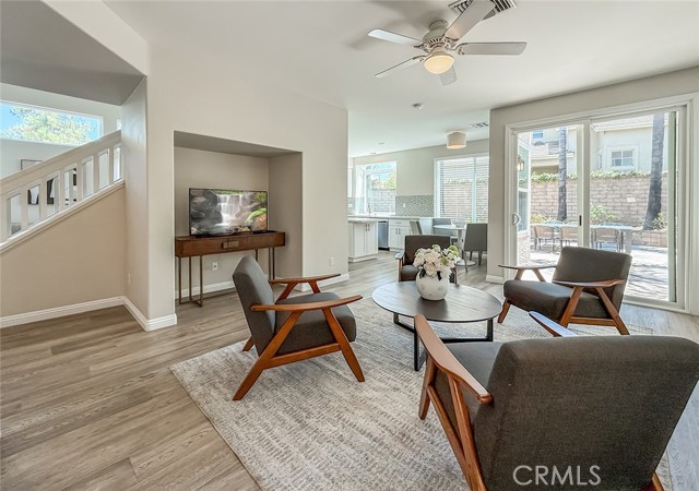 462 Cremona Way, Oak Park CA: https://media.crmls.org/medias/6722b3e2-5347-4f2b-84b0-489fa5720ea8.jpg