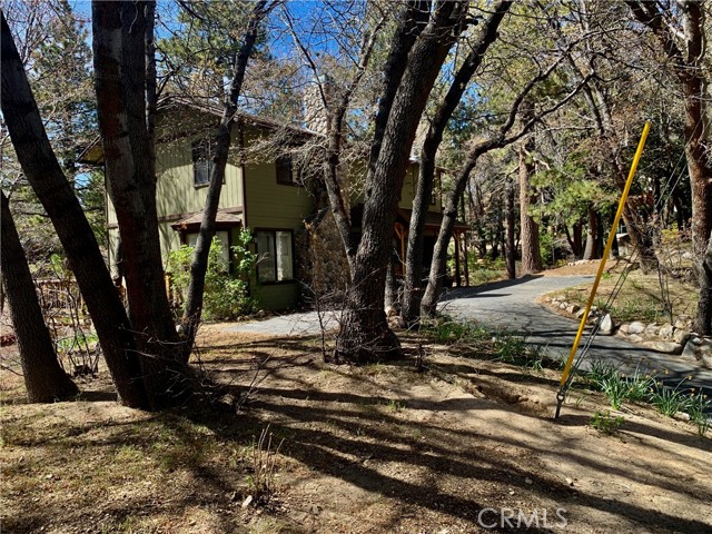 Detail Gallery Image 8 of 39 For 762 Esquimoux Dr, Green Valley Lake,  CA 92341 - 3 Beds | 2/1 Baths