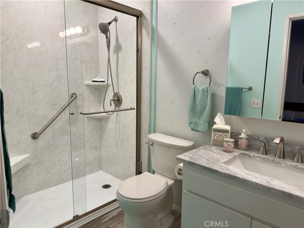 https://media.crmls.org/medias/67240457-1c86-495d-90e0-cc29bf60d3be.jpg?preset=X-Large