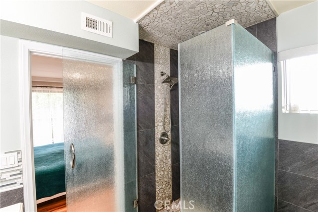 Detail Gallery Image 13 of 20 For 10142 Samoa Ave #8,  Tujunga,  CA 91042 - 3 Beds | 2/1 Baths