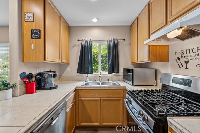 14552 Foothill photo 14