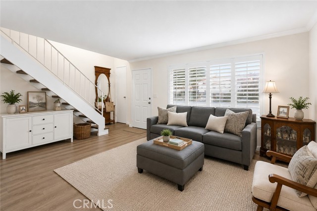 feature listing property photo