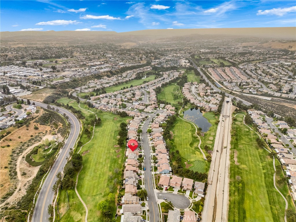 https://media.crmls.org/medias/6726513f-655b-4a54-ac43-3e6cc0b5e2de.jpg?preset=X-Large