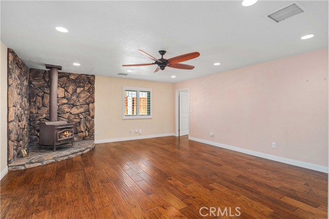 Detail Gallery Image 17 of 53 For 15921 Melva, Mojave,  CA 93501 - 3 Beds | 2 Baths