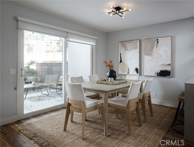 Detail Gallery Image 2 of 21 For 390 Deerfield, Irvine,  CA 92606 - 2 Beds | 1/1 Baths