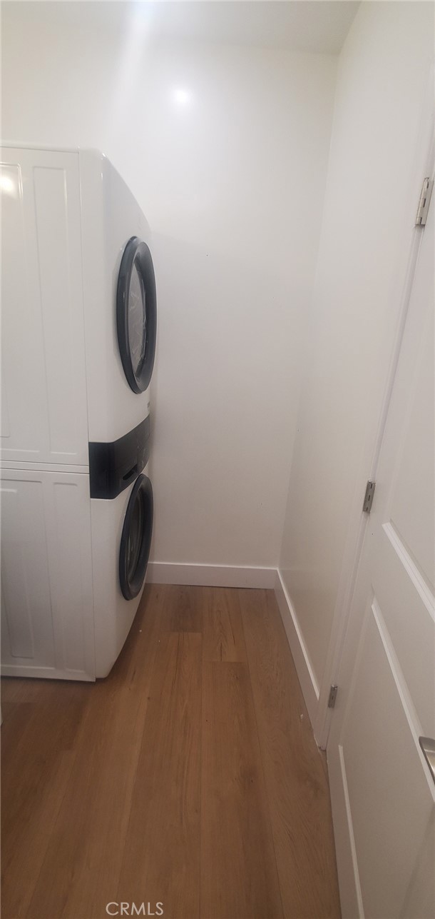 Detail Gallery Image 23 of 27 For 23462 Friar St, Woodland Hills,  CA 91367 - 1 Beds | 1 Baths