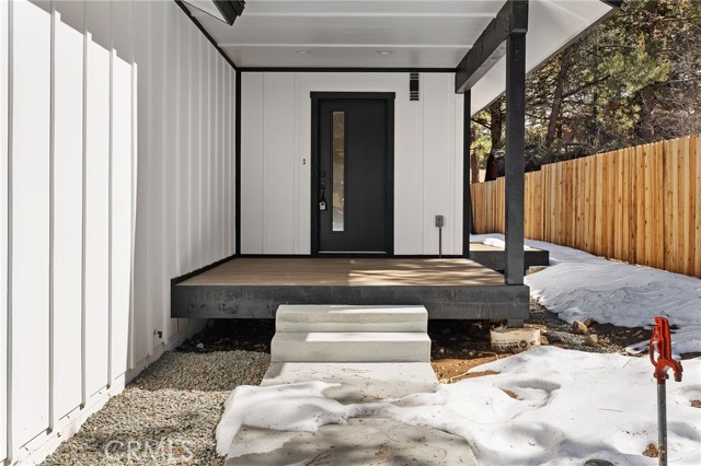 Detail Gallery Image 2 of 31 For 183 Moreno Lane, Sugarloaf,  CA 92386 - 3 Beds | 2 Baths