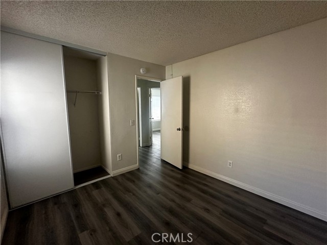 Detail Gallery Image 8 of 14 For 13275 Wrangler Ln, Victorville,  CA 92392 - 4 Beds | 2 Baths