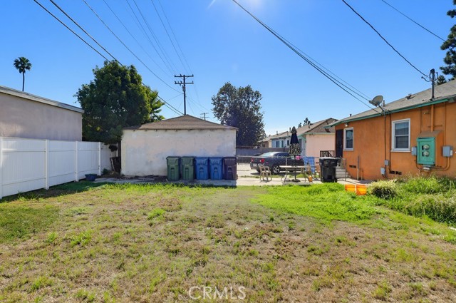 9132 Crenshaw Boulevard, Inglewood CA: https://media.crmls.org/medias/6728ede5-6cb4-467c-969e-295619a97742.jpg