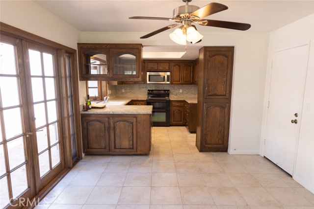 Detail Gallery Image 6 of 40 For 1903 W West Wind, Santa Ana,  CA 92704 - 3 Beds | 2 Baths