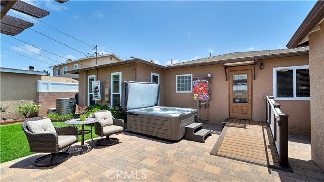 5215 E Monlaco Road, Long Beach CA: https://media.crmls.org/medias/6729a089-8c0c-4723-9745-496751ed090a.jpg
