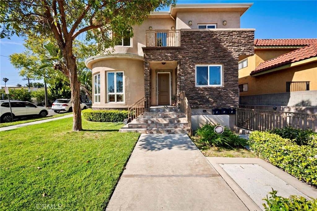 210 S Cedar Street #1