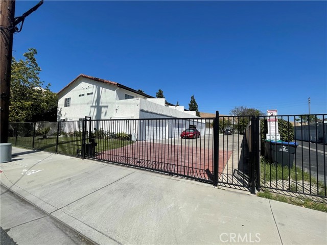 Detail Gallery Image 4 of 20 For 13252 Newland St, Garden Grove,  CA 92844 - – Beds | – Baths