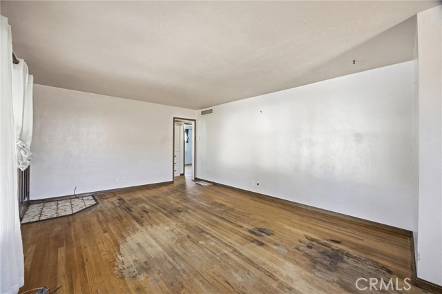 Detail Gallery Image 2 of 33 For 2609 Edwards, Bakersfield,  CA 93306 - 3 Beds | 1 Baths