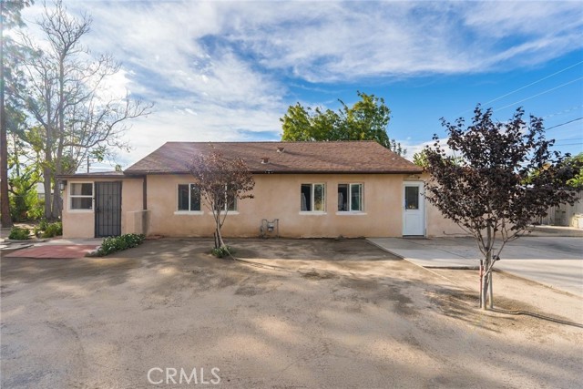 Detail Gallery Image 3 of 45 For 352 E 16th, San Bernardino,  CA 92404 - 2 Beds | 1 Baths