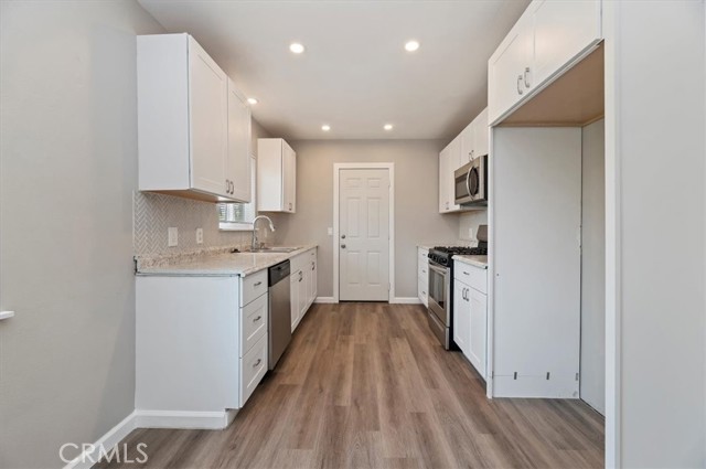 Detail Gallery Image 9 of 24 For 12446 1st, Yucaipa,  CA 92399 - 2 Beds | 1/1 Baths
