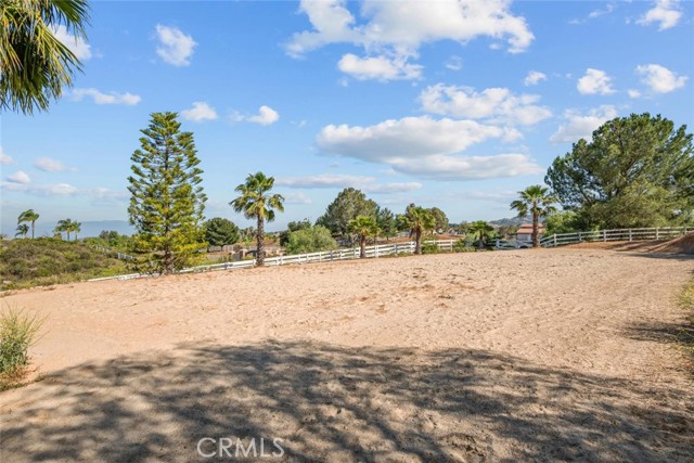 21100 Paseo Montana, Murrieta CA: https://media.crmls.org/medias/672b424e-09a8-4617-a233-5a3db0ca5c1e.jpg