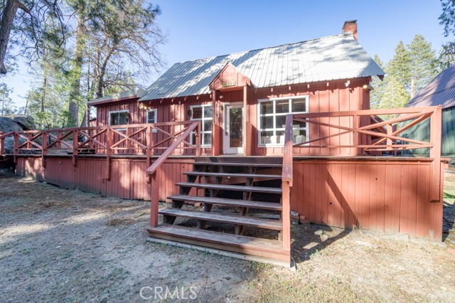 Detail Gallery Image 3 of 38 For 41391 Musick Dr, Shaver Lake,  CA 93664 - 2 Beds | 1 Baths