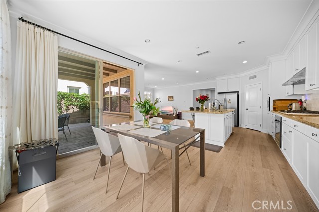 Detail Gallery Image 13 of 43 For 63 Birmingham, Irvine,  CA 92620 - 4 Beds | 4 Baths