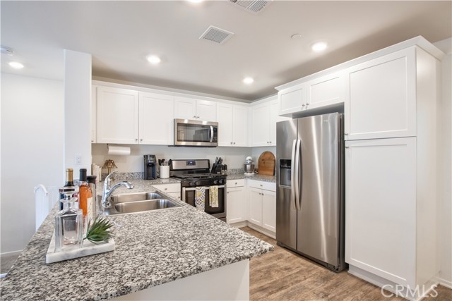 Detail Gallery Image 14 of 47 For 28397 Partridge Way #1001,  Murrieta,  CA 92563 - 2 Beds | 2 Baths