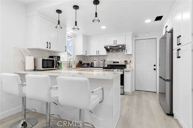 19378 Fadden Street, Rowland Heights CA: https://media.crmls.org/medias/672c2c63-87ca-4990-a482-ccfe686ac017.jpg