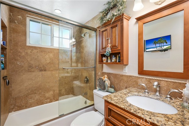 Detail Gallery Image 10 of 36 For 5411 Marion Ave, Cypress,  CA 90630 - 4 Beds | 1/1 Baths