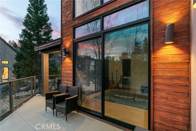 Detail Gallery Image 42 of 61 For 748 Brentwood Dr, Lake Arrowhead,  CA 92352 - 4 Beds | 4 Baths