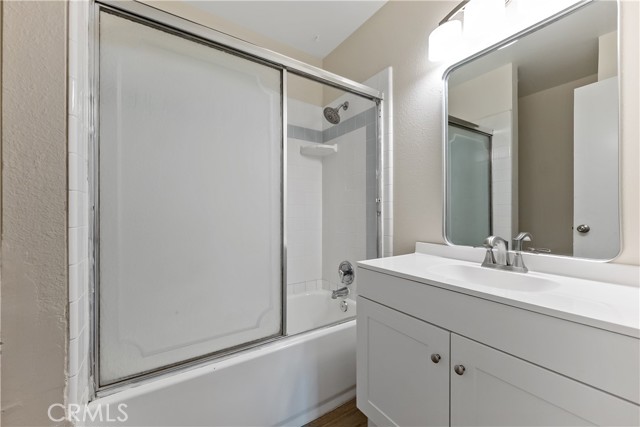 Image 9 of 17 For 2131 Pico Avenue