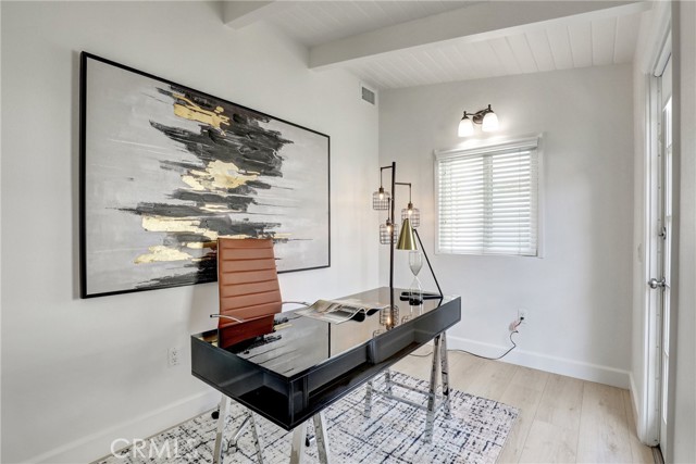 Detail Gallery Image 24 of 48 For 1112 Westcliff Dr, Newport Beach,  CA 92660 - 4 Beds | 4 Baths