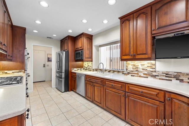 2123 Belmont Lane, Redondo Beach, California 90278, 3 Bedrooms Bedrooms, ,2 BathroomsBathrooms,Residential,Sold,Belmont,SB22108802