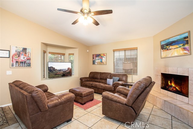 Detail Gallery Image 6 of 38 For 52055 Avenida Obregon, La Quinta,  CA 92253 - 3 Beds | 2 Baths