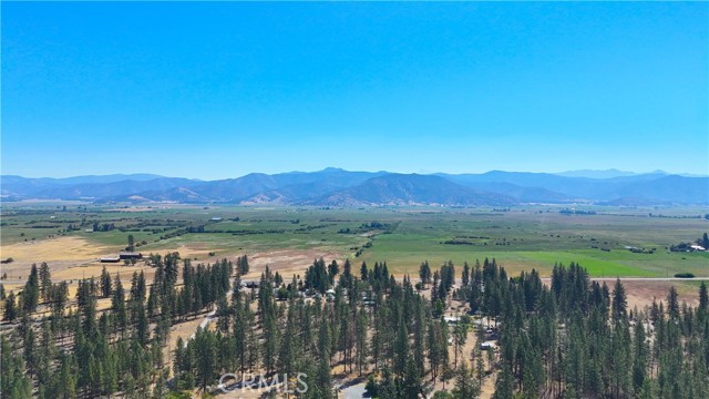 Detail Gallery Image 4 of 58 For 5409 N State Highway 3, Etna,  CA 96027 - 4 Beds | 2/1 Baths