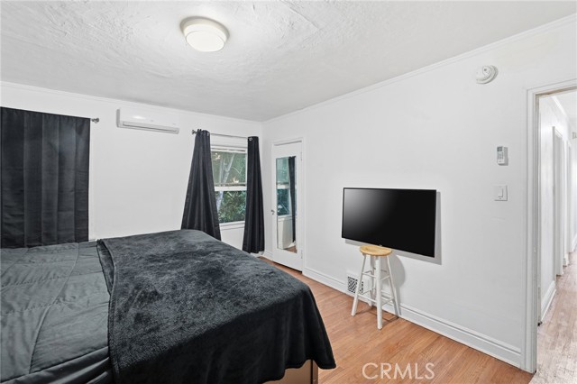 Detail Gallery Image 23 of 26 For 4916 W 12th St, Los Angeles,  CA 90019 - 6 Beds | 4 Baths