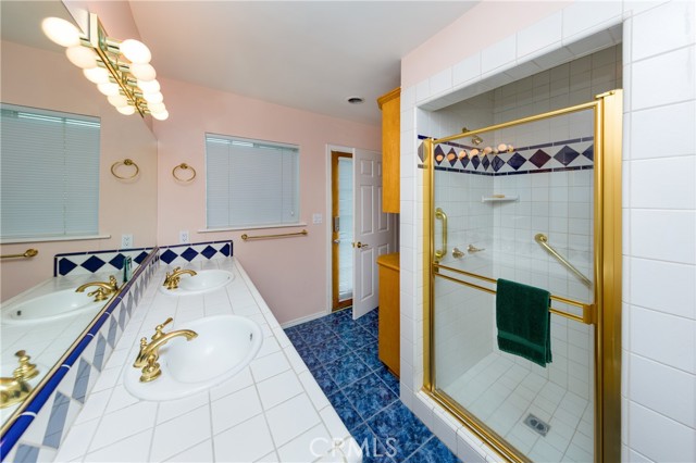 10900 Rathburn Avenue photo 14