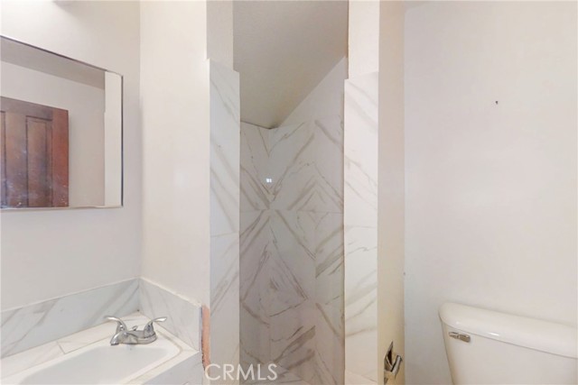 Detail Gallery Image 32 of 44 For 24114 Wildwood Canyon Rd, Newhall,  CA 91321 - 5 Beds | 4 Baths