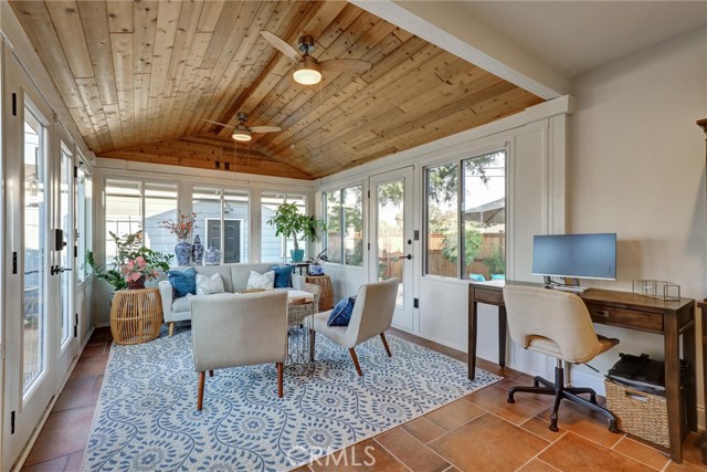Detail Gallery Image 17 of 52 For 3902 North Marshall Way, Long Beach,  CA 90807 - 2 Beds | 1 Baths