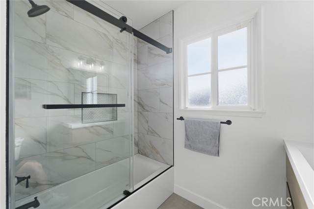 Detail Gallery Image 20 of 45 For 2614 W 111th, Inglewood,  CA 90303 - 5 Beds | 3 Baths