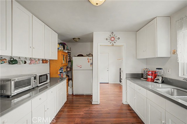 Detail Gallery Image 10 of 28 For 1425 W Gage, Los Angeles,  CA 90047 - 2 Beds | 1 Baths