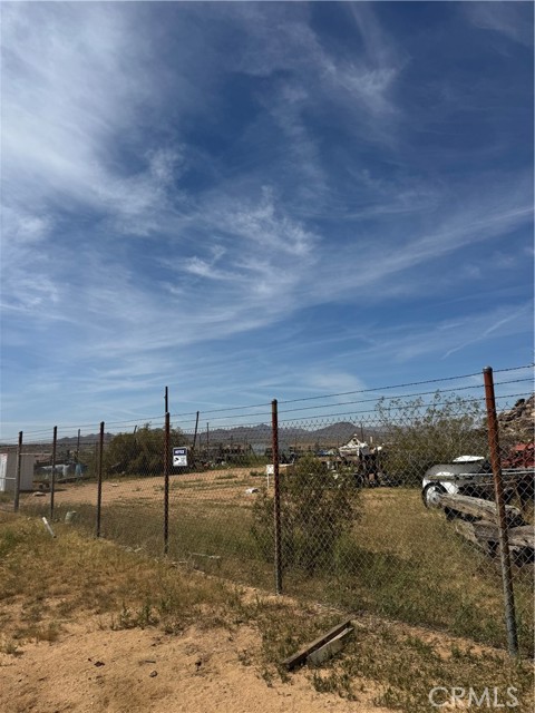 14423 Lynn, Apple Valley CA: https://media.crmls.org/medias/67355fde-6933-4b76-a8ae-6351782a3383.jpg