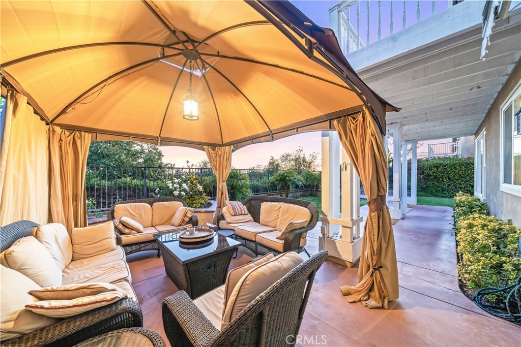 6735f7bc F774 4bed 9569 Ca3017c2c3f2