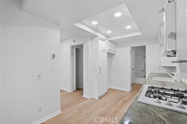 Detail Gallery Image 9 of 32 For 19132 Shoreline #2,  Huntington Beach,  CA 92648 - 1 Beds | 1 Baths