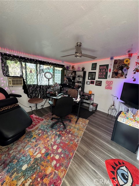 Detail Gallery Image 29 of 33 For 7900 Pinyon Ave, Fontana,  CA 92336 - 4 Beds | 2 Baths