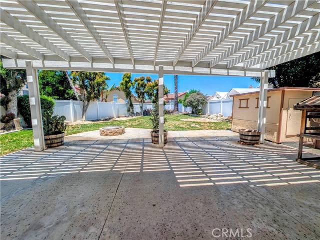 7754 Fox Tail Court, Highland CA: https://media.crmls.org/medias/6737b484-e5fa-4942-90a5-bf6f19149535.jpg