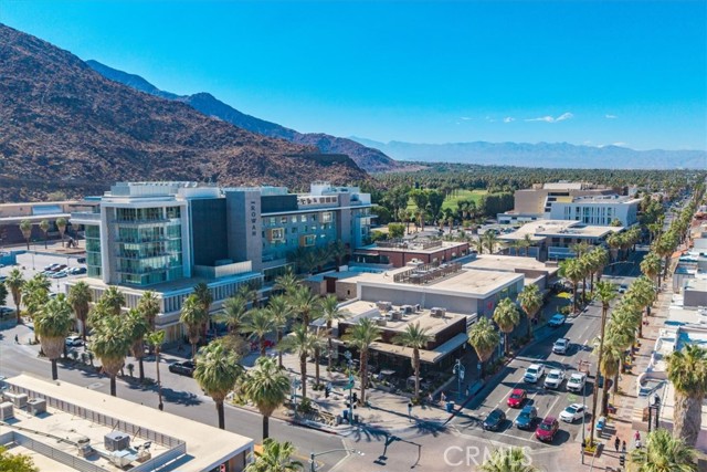595 S Calle Santa Rosa, Palm Springs CA: https://media.crmls.org/medias/673835d9-ed8c-4fb3-998f-2ece9ca27b2a.jpg