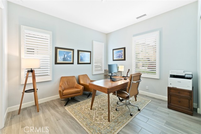 58 Stetson, Irvine CA: https://media.crmls.org/medias/67388cef-4fb2-4cd4-93ad-7b1a9855daf6.jpg